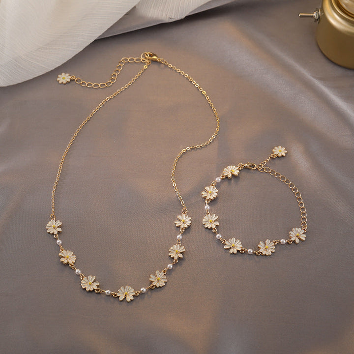 Daisy Flower Necklace