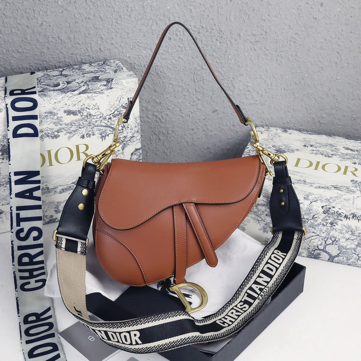 7 Colors Classic Origins Saddle Bag
