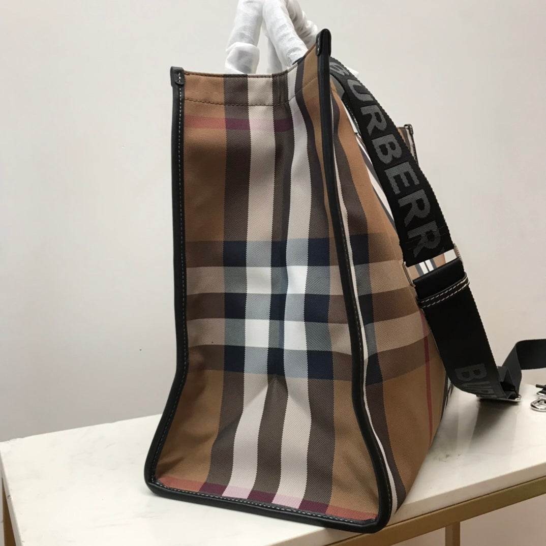 Deluxe Large Capacity Candy Bag