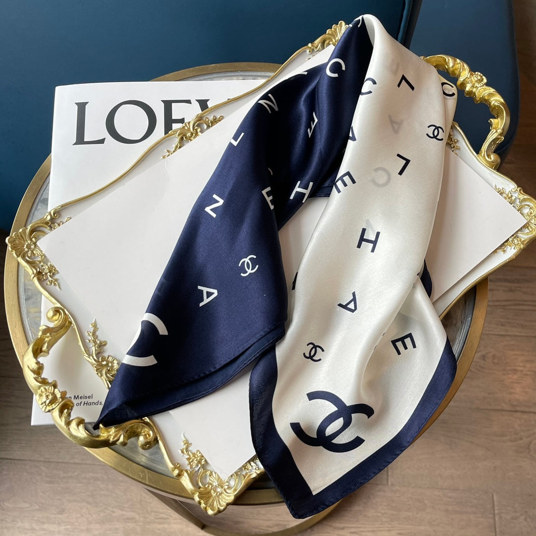 Classic double C letter pattern silk scarf