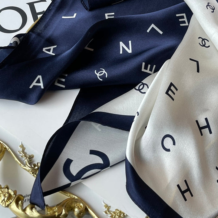 Classic double C letter pattern silk scarf