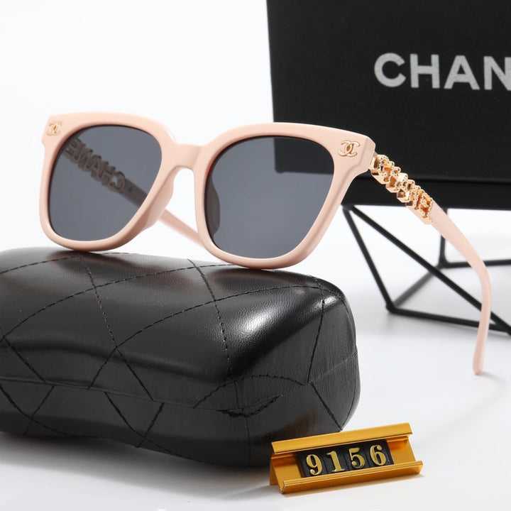 7 Colos Gold Letter Sunglasses