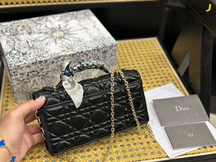 Classic CD Bump and Irregular Pattern Handbag