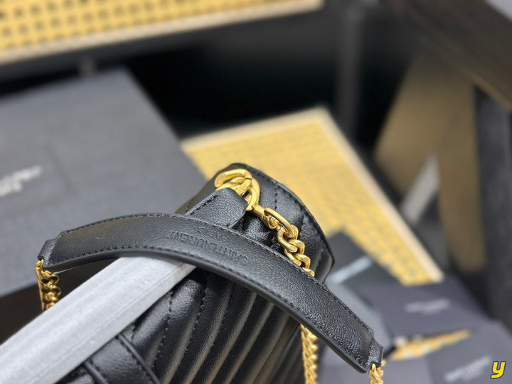 Classic YS letter messenger bag