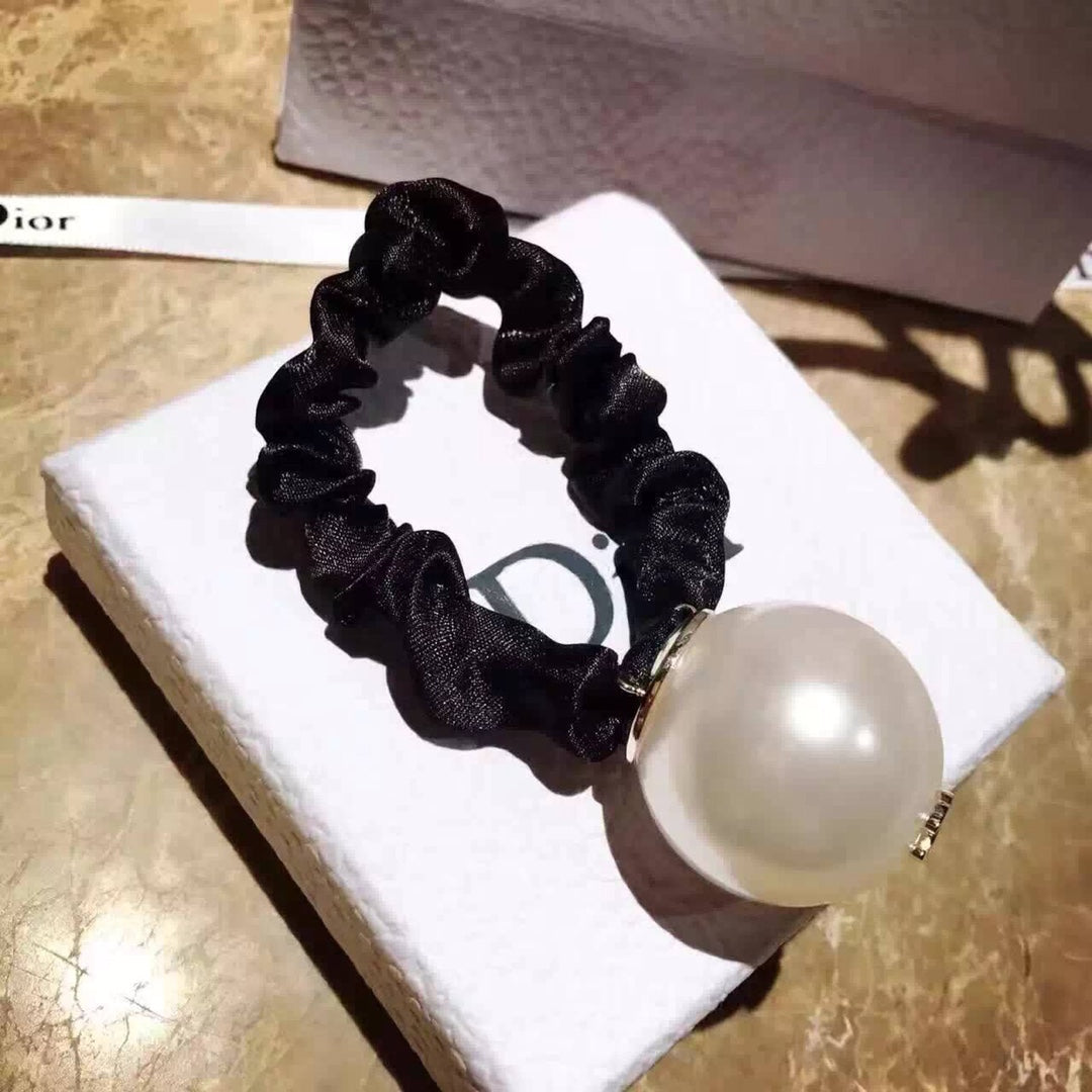 Fashion CD pearl hair clip