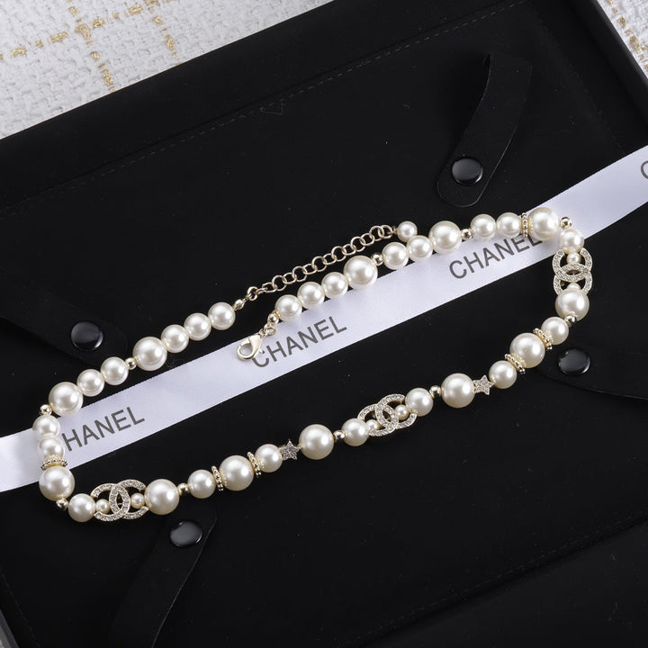 Fashion CC Pearl Round Necklace