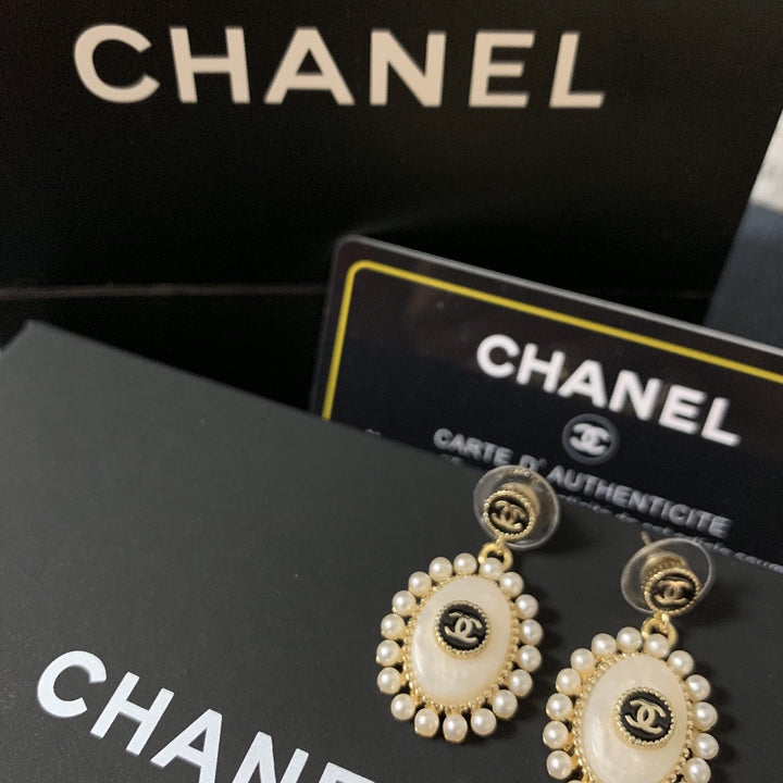 Fashion CC Pearl Earrings