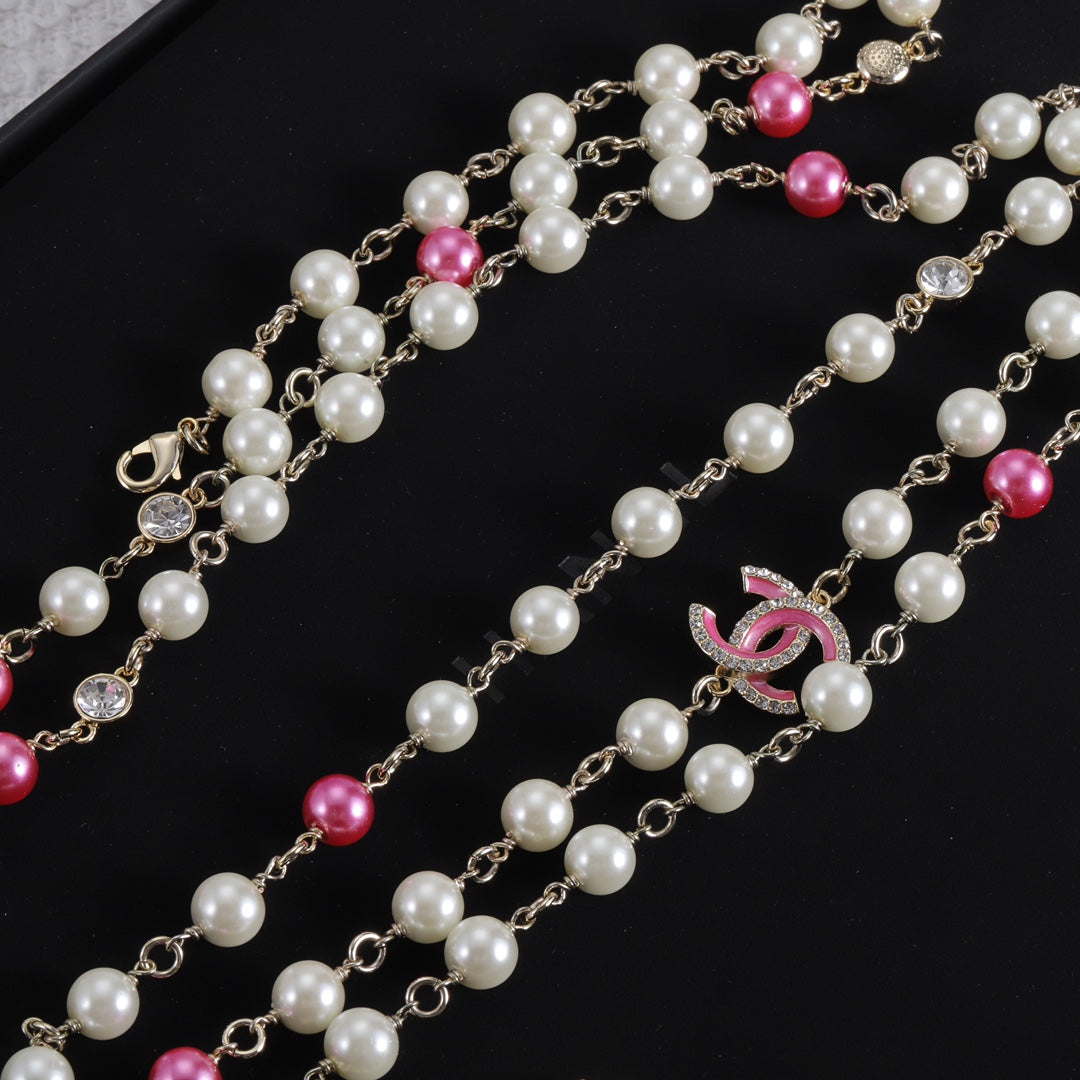 Fashion CC Pearl Necklace