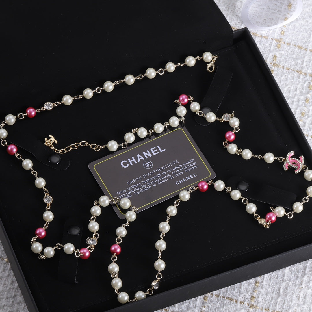 Fashion CC Pearl Necklace