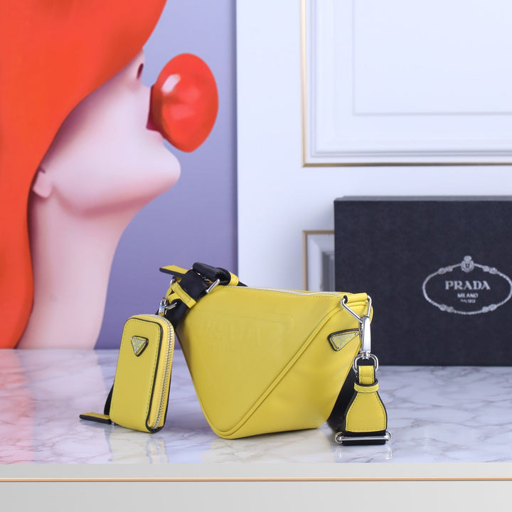 6 Color Quarterly New Triangle Bag
