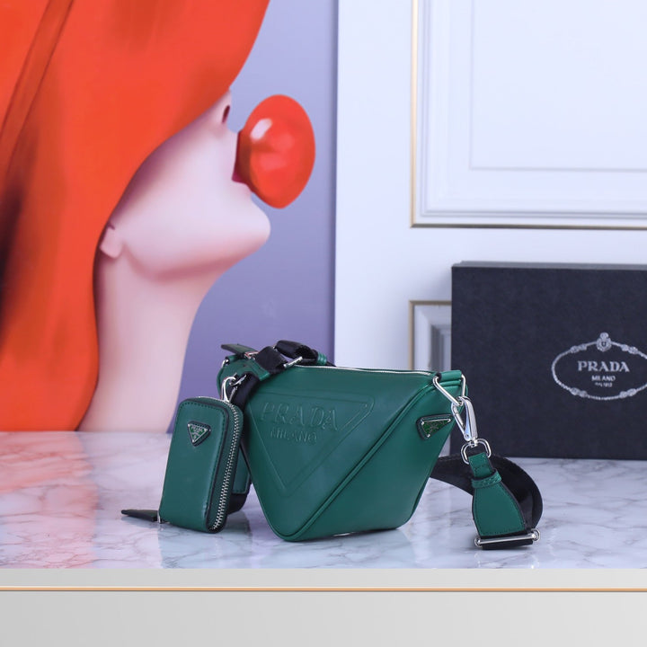 6 Color Quarterly New Triangle Bag
