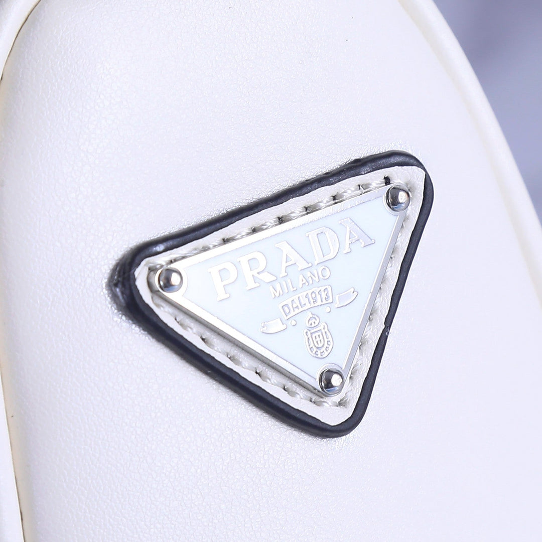 6 Color Quarterly New Triangle Bag