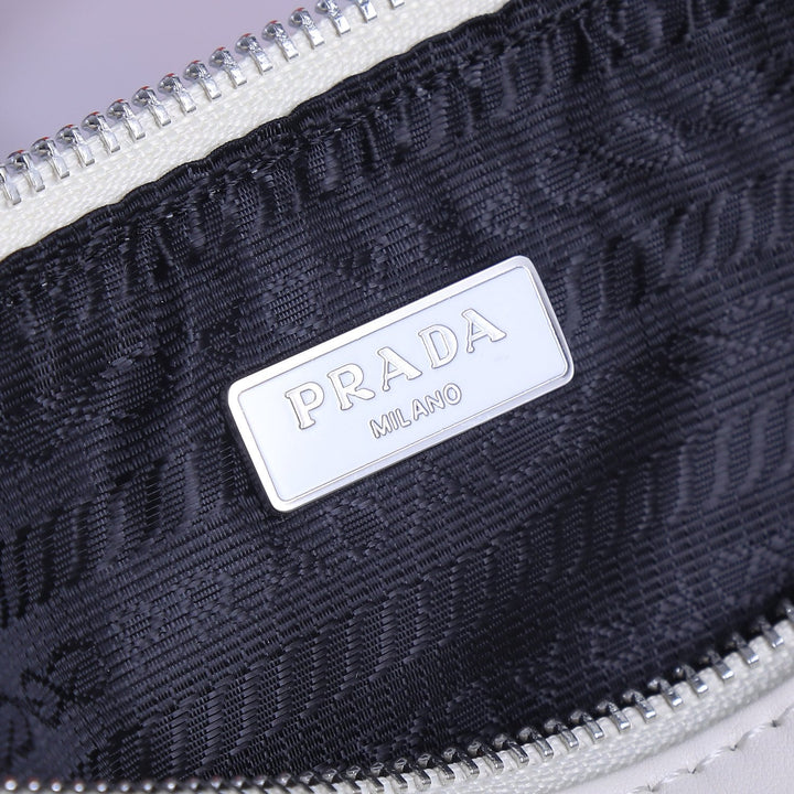 6 Color Quarterly New Triangle Bag