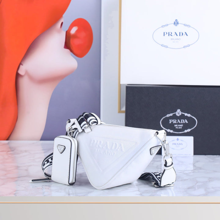 6 Color Quarterly New Triangle Bag
