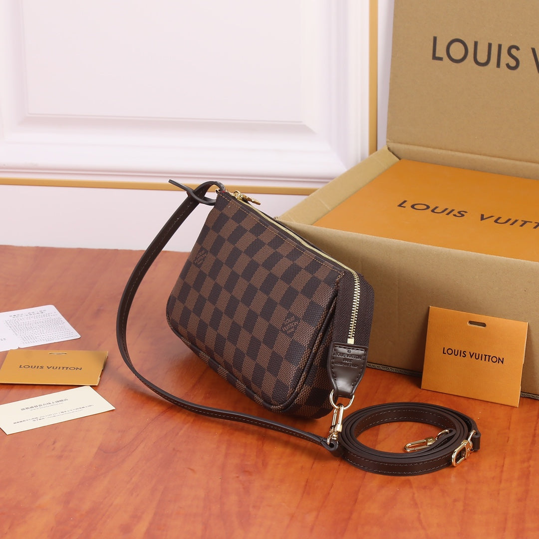 Classic three-color canvas clutch/shoulder bag