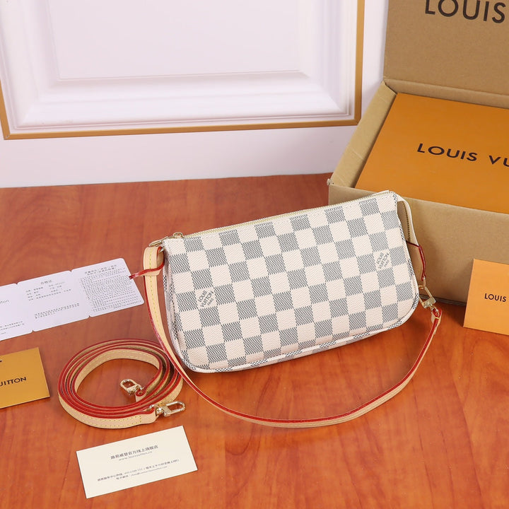 Classic three-color canvas clutch/shoulder bag
