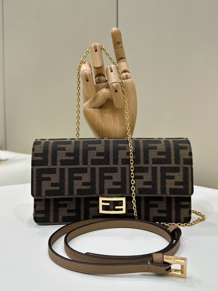 Classic Baguette Handbag