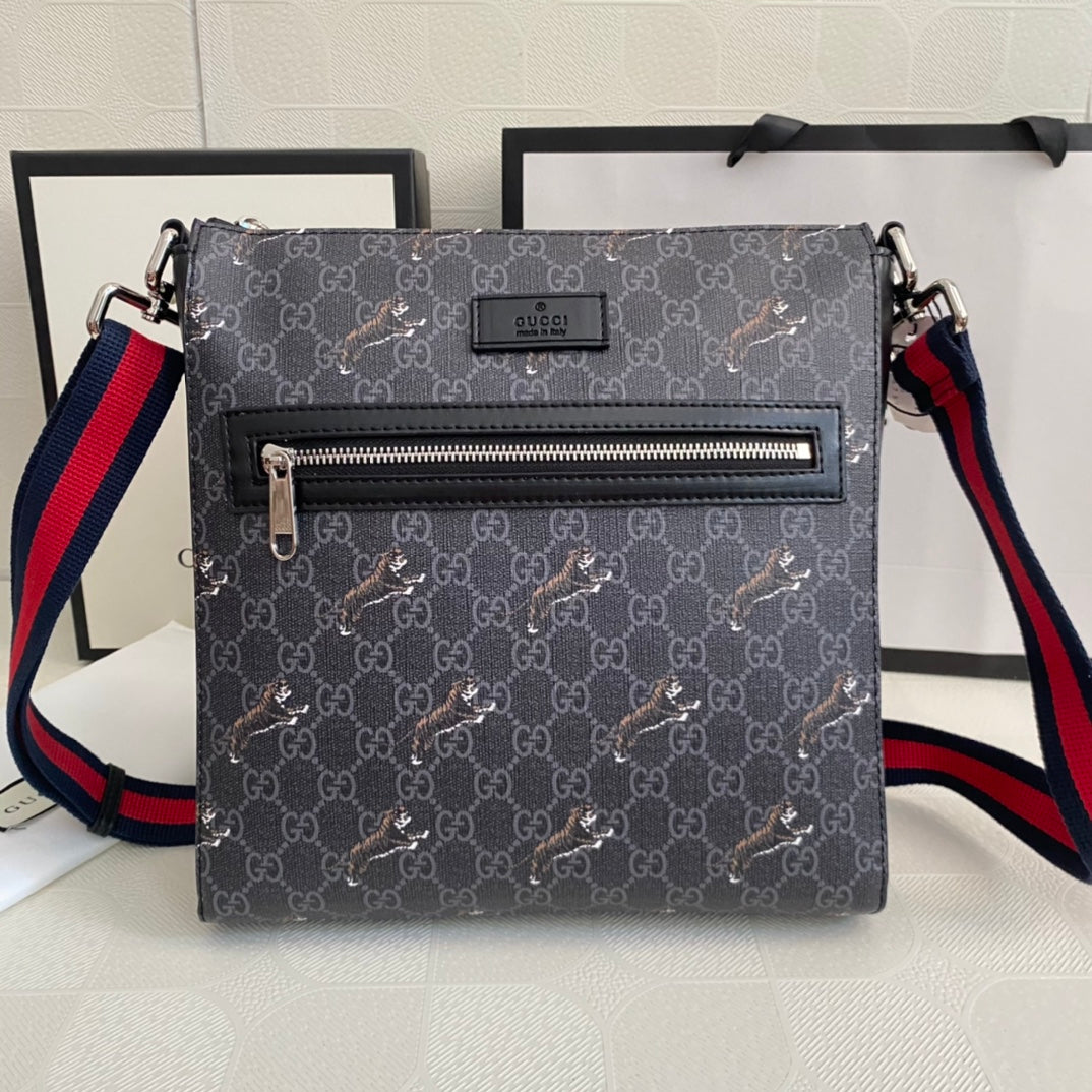 5 Colors - Limited Edition Customized Men's Crossbody Bag