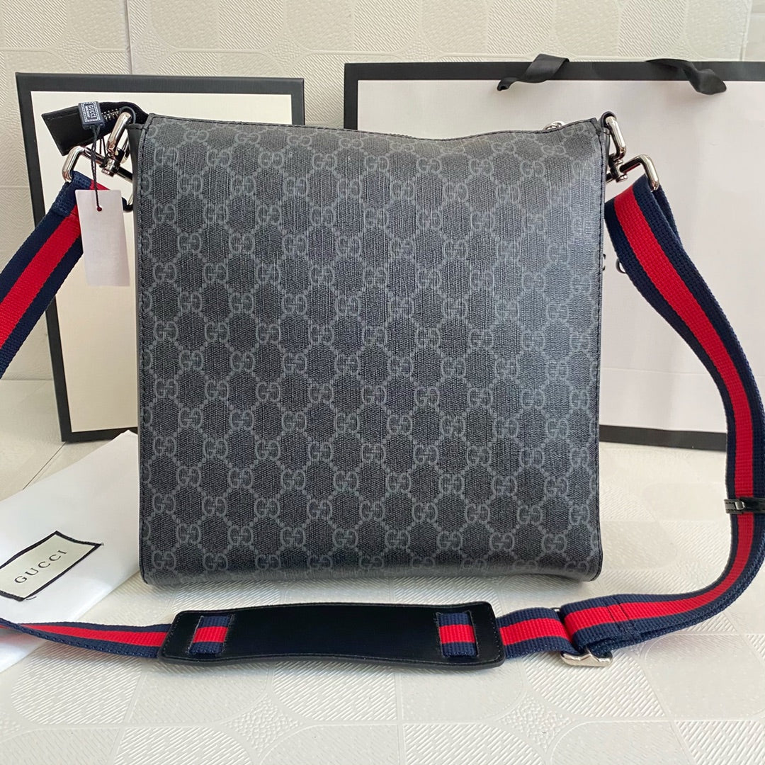 5 Colors - Limited Edition Customized Men's Crossbody Bag