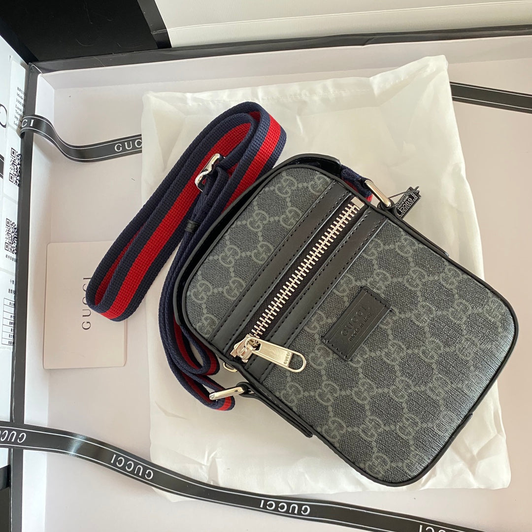 Small Vintage Messenger Bag