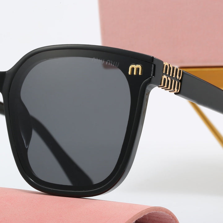 4 Colors - Large Women's Fashion Sunglasses