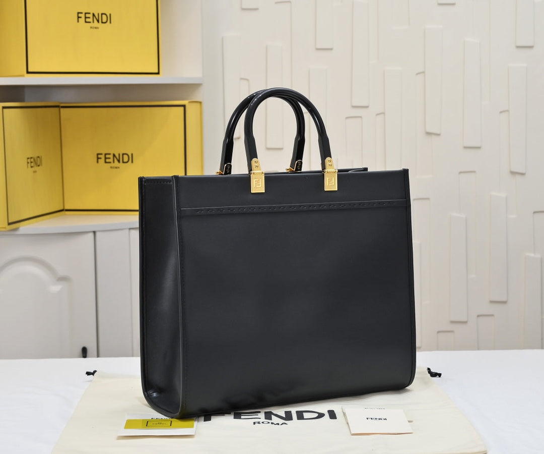 Seasonal new co-branded tote bag