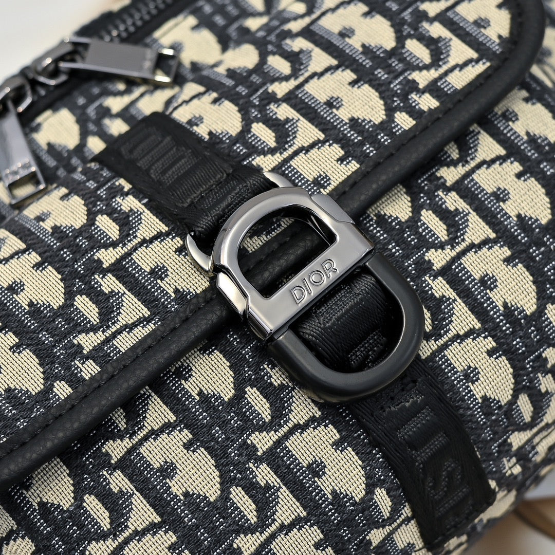 2 Colors Spring 2025 New Crossbody Bag