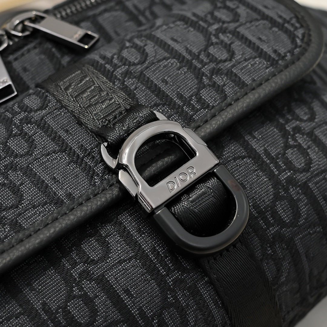 2 Colors Spring 2025 New Crossbody Bag