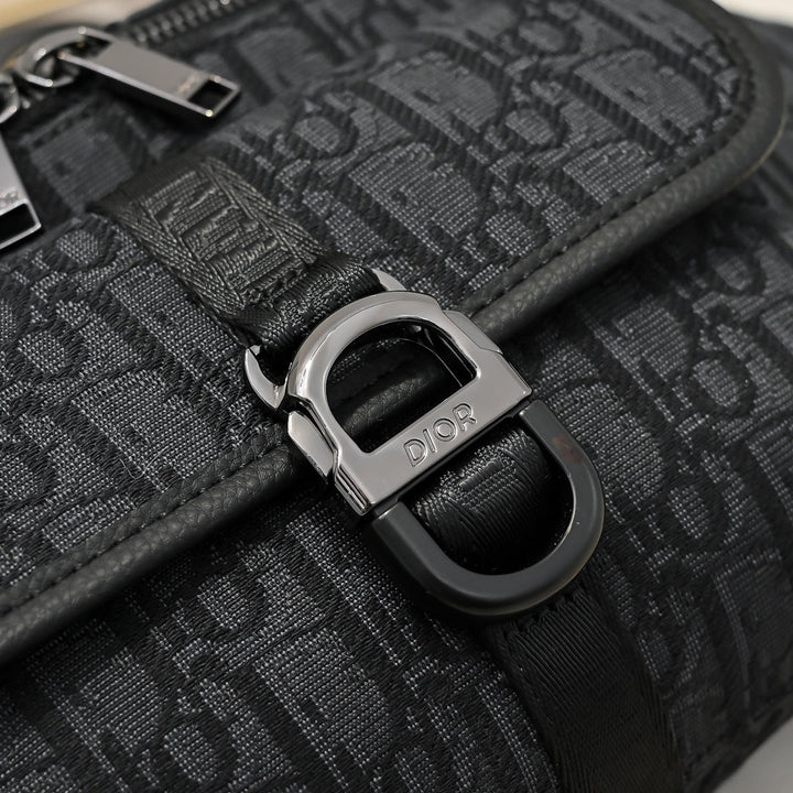 2 Colors Spring 2025 New Crossbody Bag
