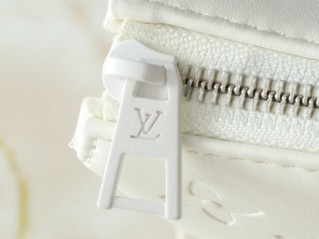 3 Color Chain Strap Crossbody Bag