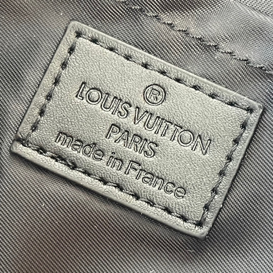 3 Colors - New Large Capacity Messenger Bag