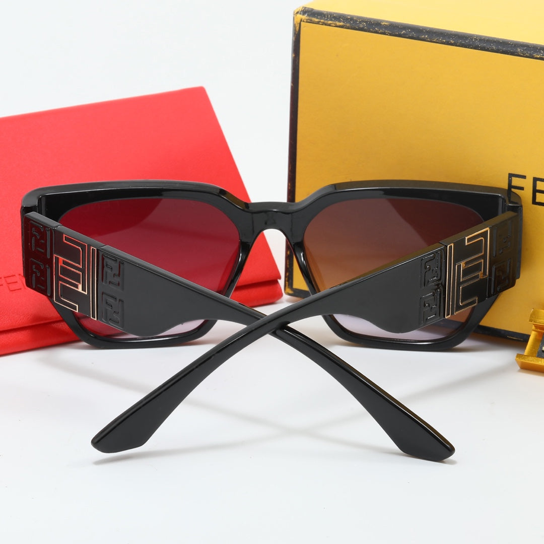 4 Colors Large Embossed Sunglasses
