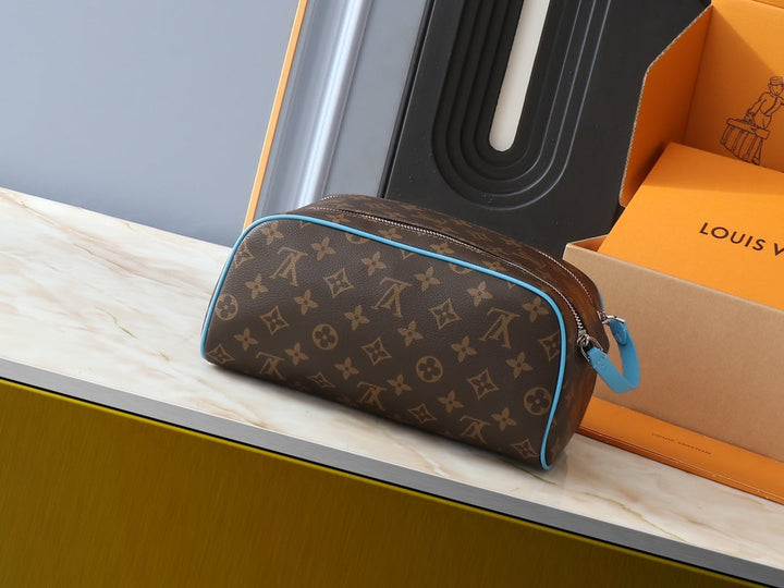 2 Colors - Large Capacity Toilet Bag