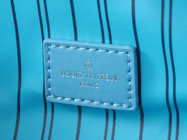 2 Colors - Large Capacity Toilet Bag