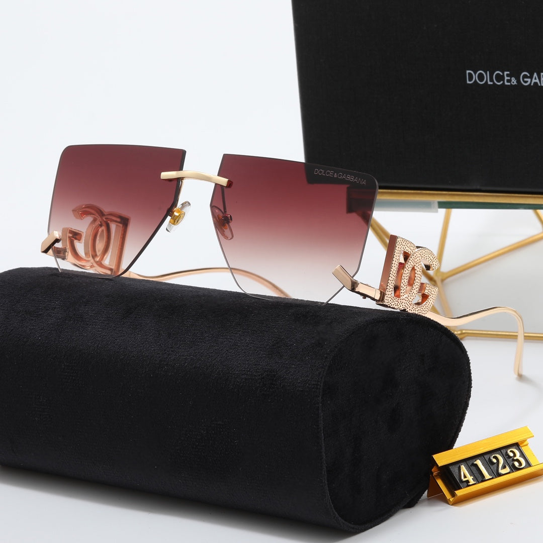 4 Colors Metal Monogram Sunglasses