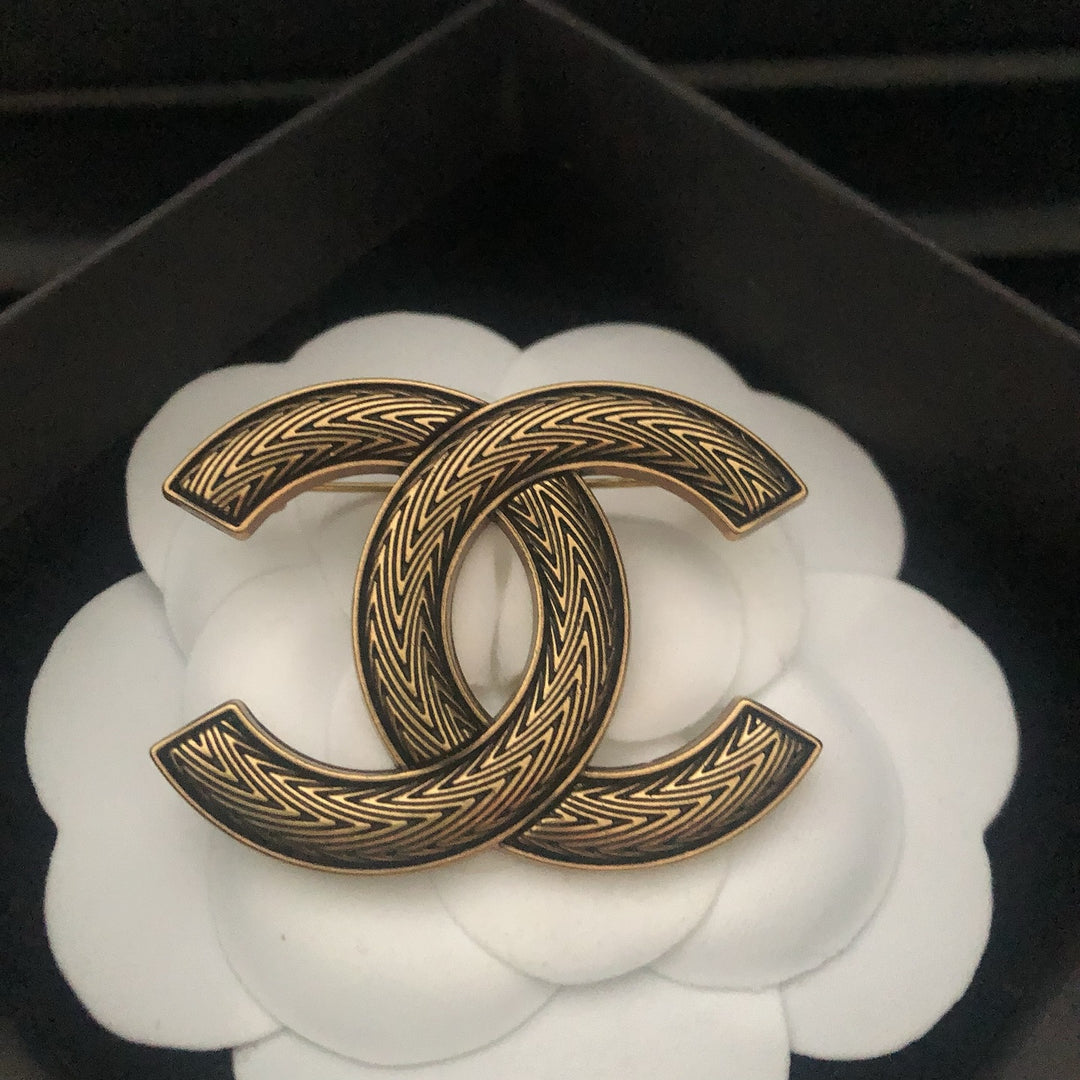 Vintage Textured Copper Brooch