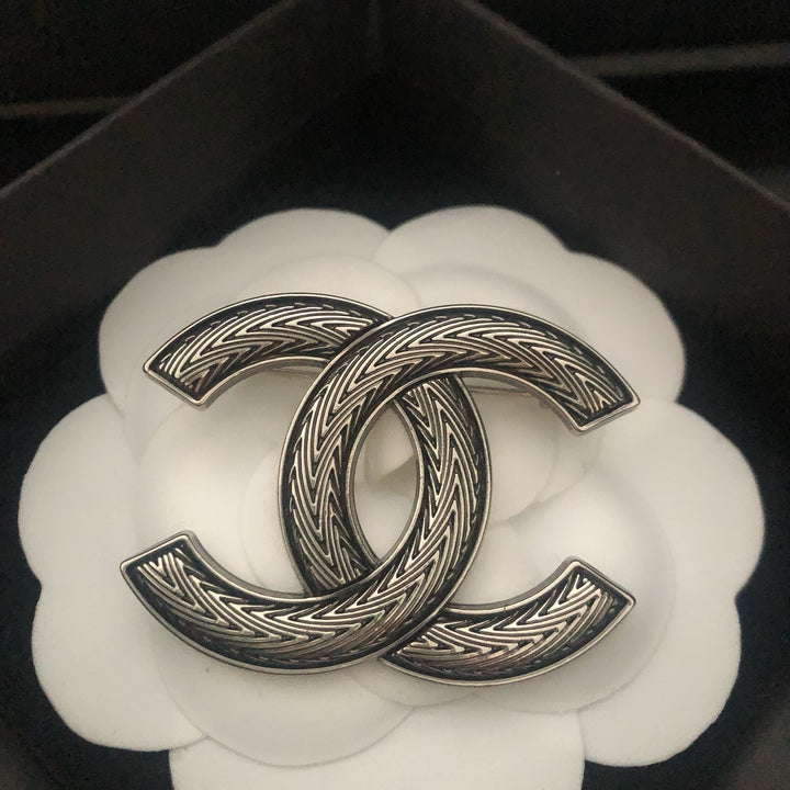 Vintage Textured Copper Brooch