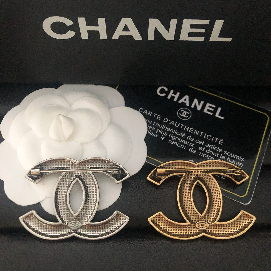 Vintage Textured Copper Brooch