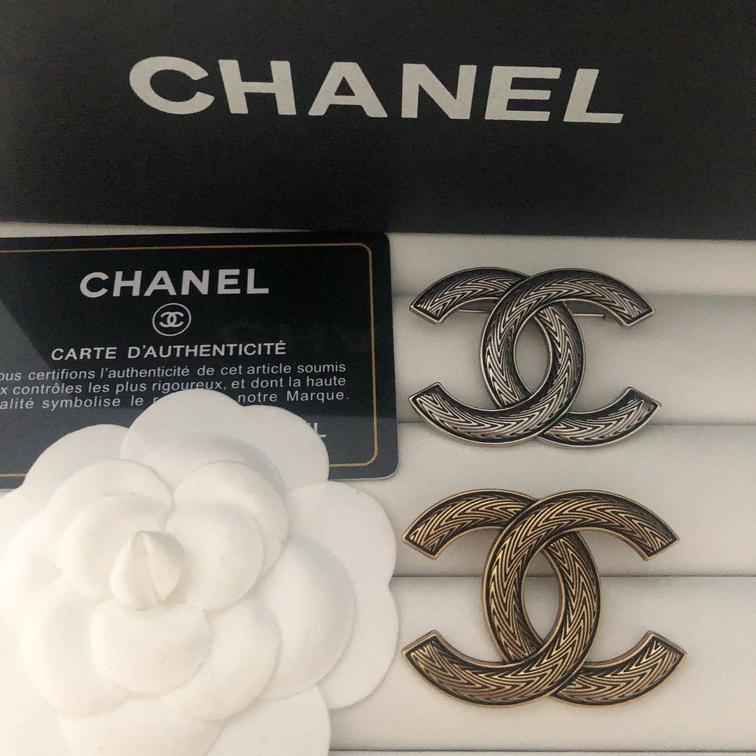 Vintage Textured Copper Brooch