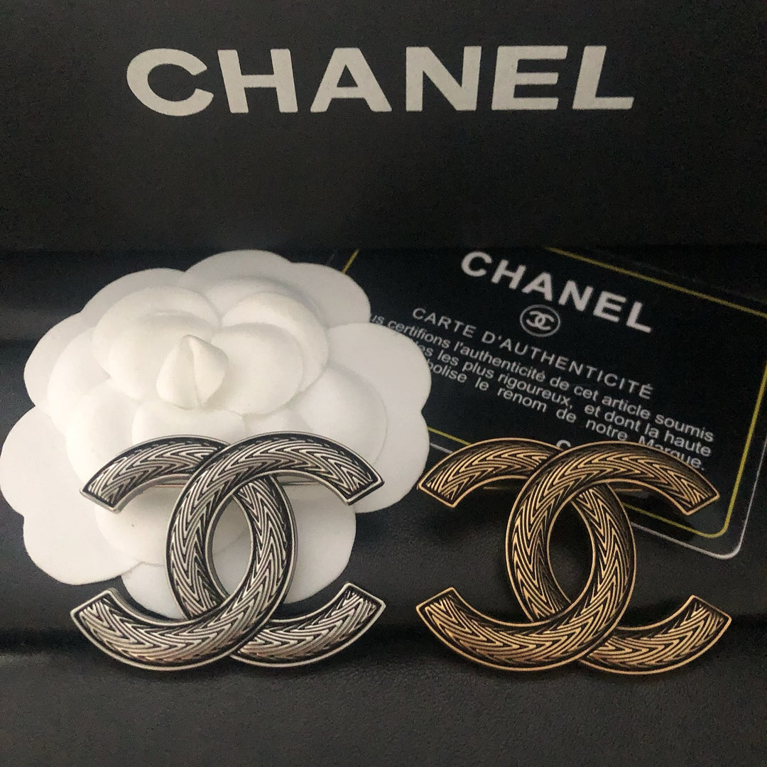 Vintage Textured Copper Brooch