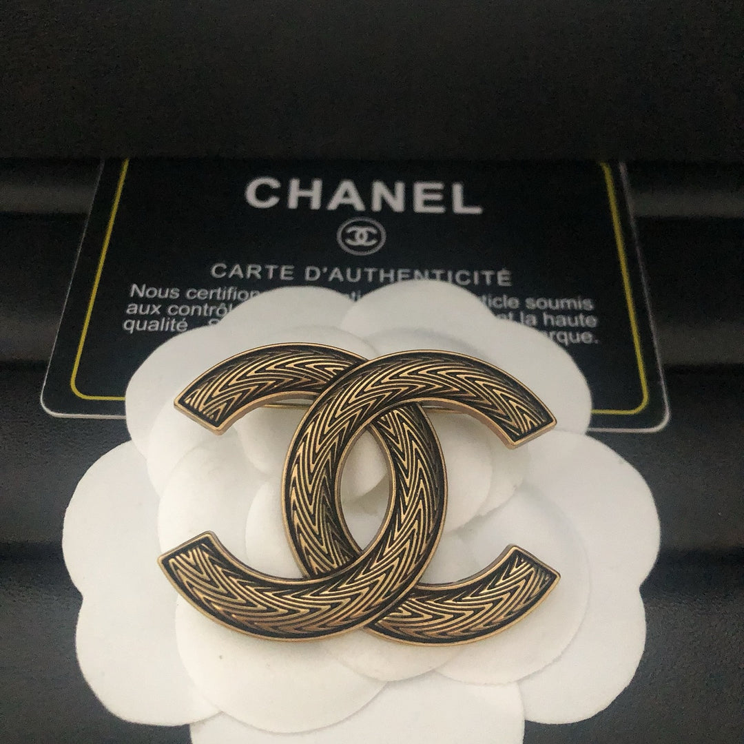 Vintage Textured Copper Brooch