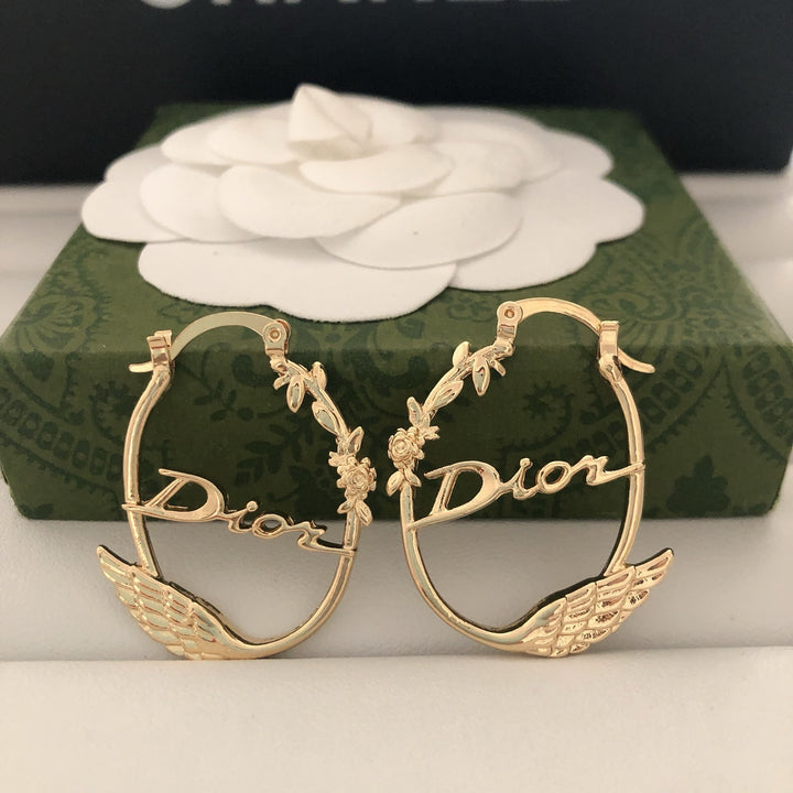 Delicate Swan Shaped Earrings
