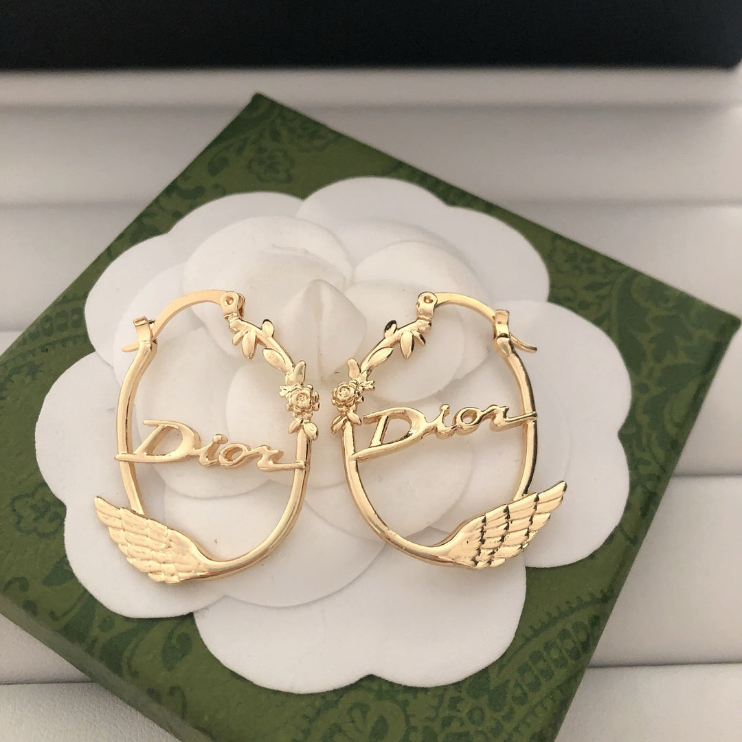Delicate Swan Shaped Earrings
