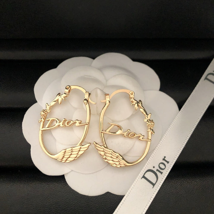 Delicate Swan Shaped Earrings