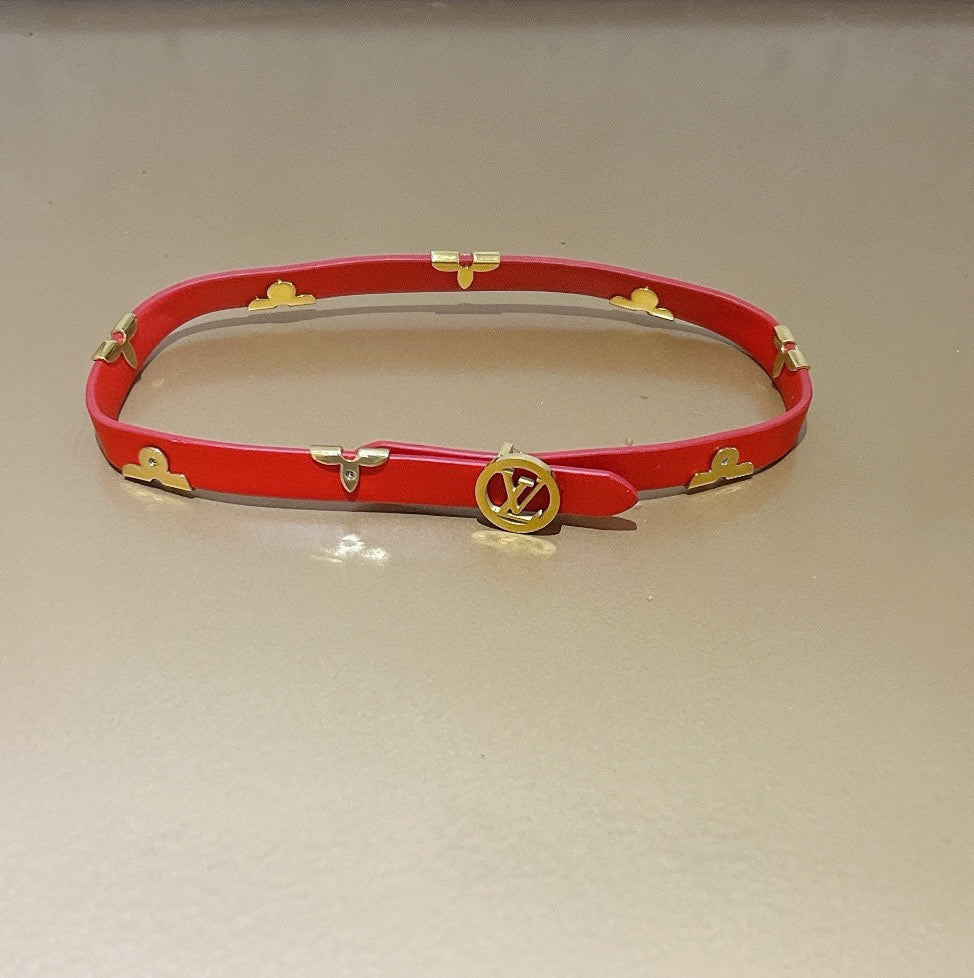 Delicate Flower Bracelet