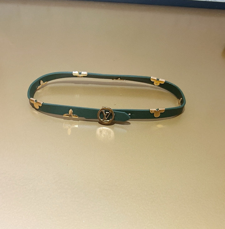 Delicate Flower Bracelet