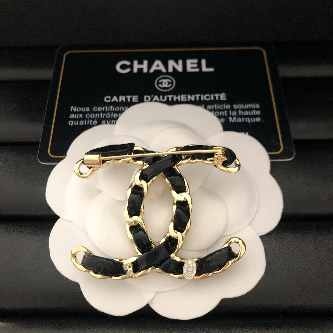 Braided Brass Brooch