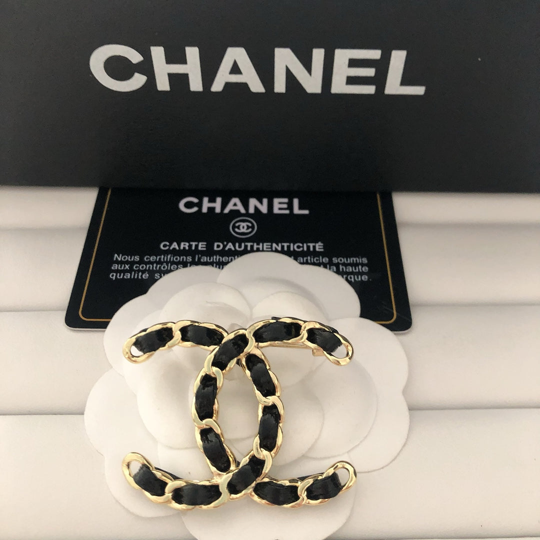 Braided Brass Brooch