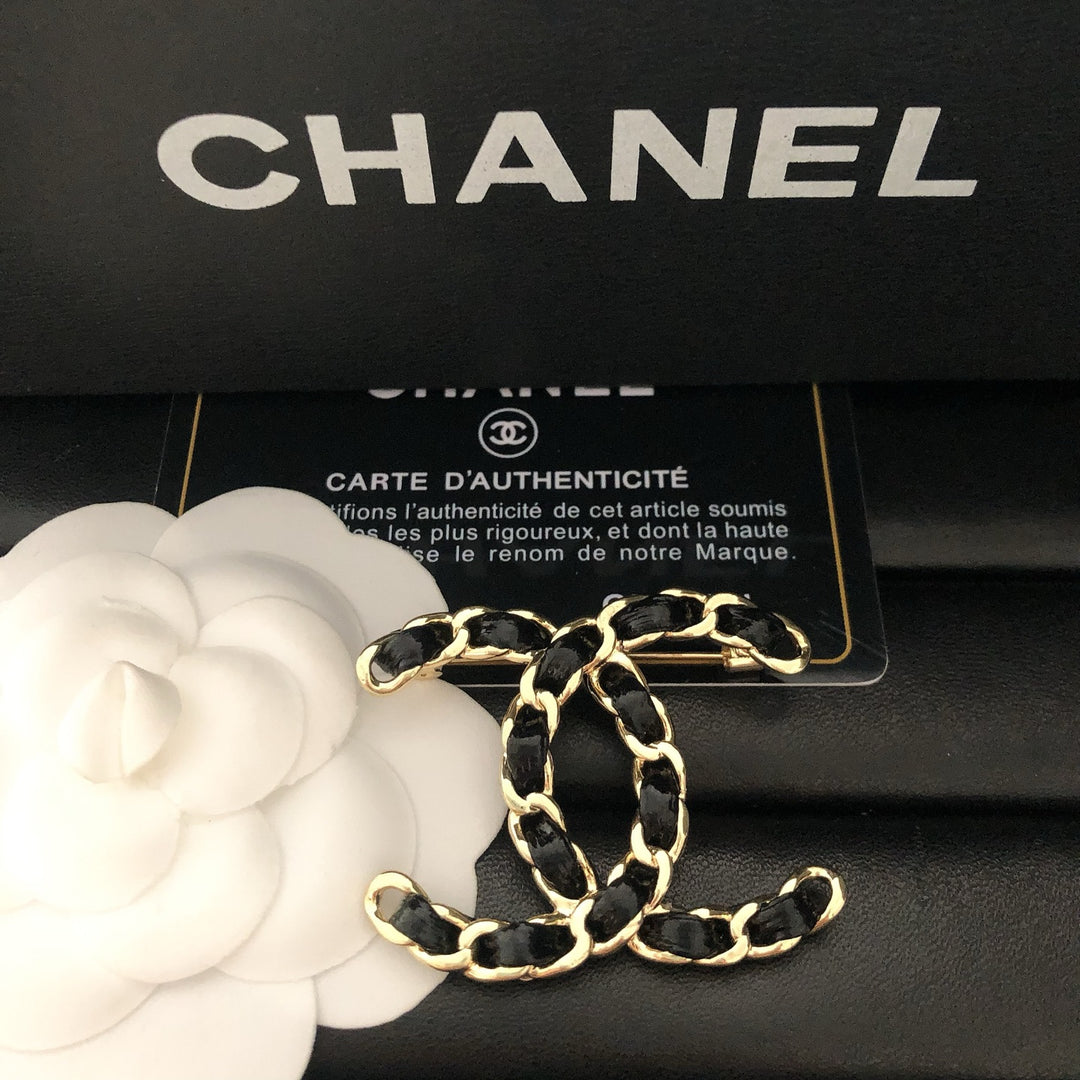 Braided Brass Brooch