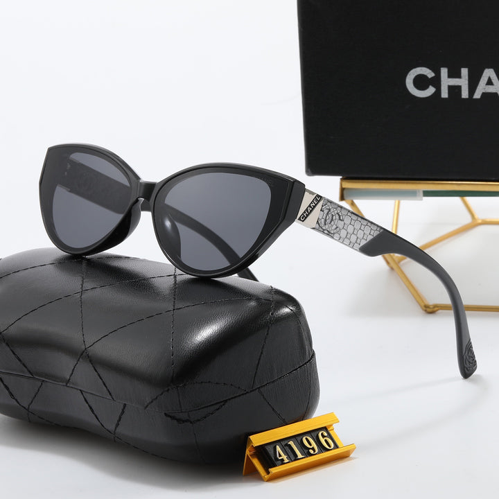 4 Colors Fashion Snake Print Sunglasses
